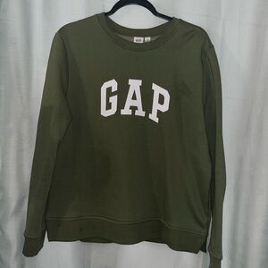 Ladies Gap Sweatshirt